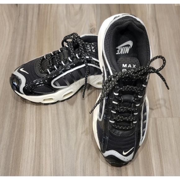 Nike Air Max Tailwind IV '90s Retro Reflective Sneakers - Women’s Size 5 - Picture 4 of 13
